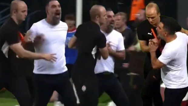 Arda Turan kırmızı kart gördü, oyundan atıldı! Shakhtar Donetsk-Panathinaikos maçında hakemin üzerine yürüme anı