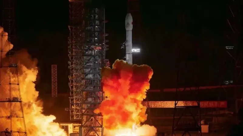 Çin asteroit keşfi için 'Tianwen-2'yi uzaya gönderdi