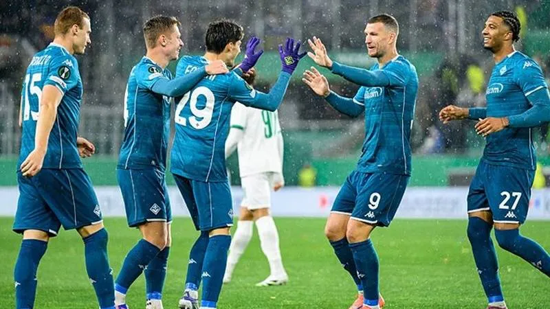 Dzeko tarihe geçti!