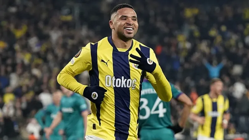 Fenerbahçe'nin yıldızına rekor teklif!