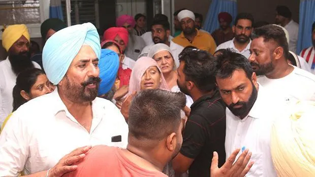 Hindistan'da tapınak izdihamı: 6 kişi hayatını kaybetti, çok sayıda kişi yaralandı