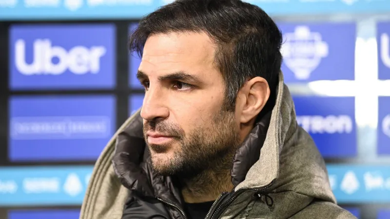 Inter Cesc Fabregas'la görüştü, Hakan Çalhanoğlu'nun yeni hocası belli oluyor