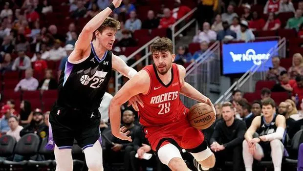 Alperen Şengün'den Double-Double Şov! Rockets Playoff'a Göz Kırptı