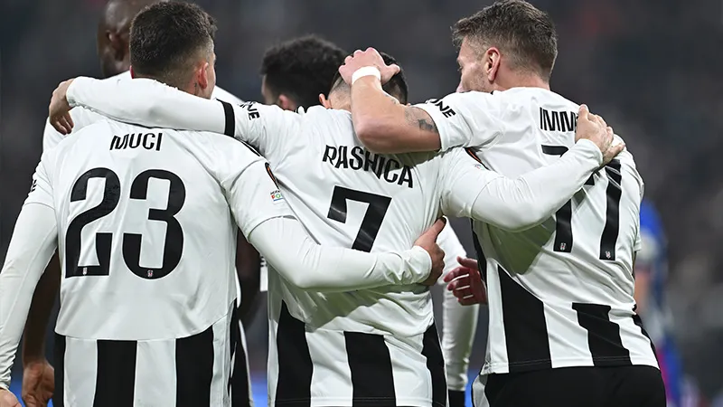 Beşiktaş Göztepe Maçı İlk 11'i Şaşırttı! Kimler Yok?