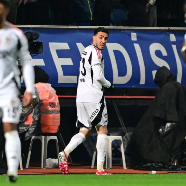 Beşiktaş Şoku! Sakatlık ve Kırmızı Kart Kabusu