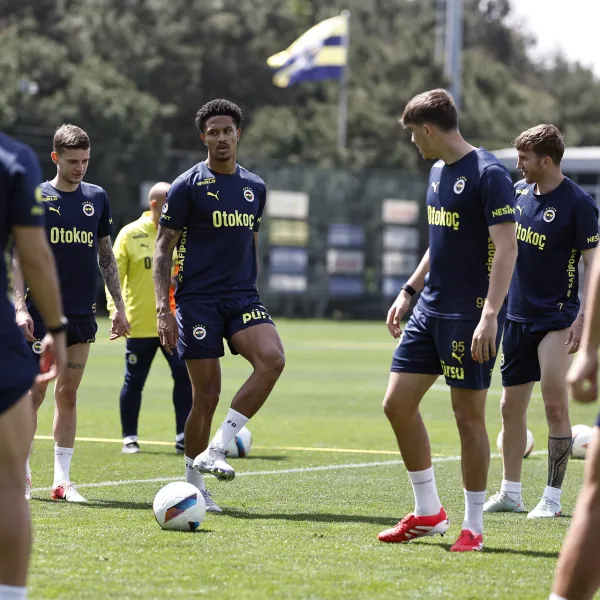 Fenerbahçe Başakşehir'e Hazırlanıyor! Kritik Maç Öncesi Son Detaylar