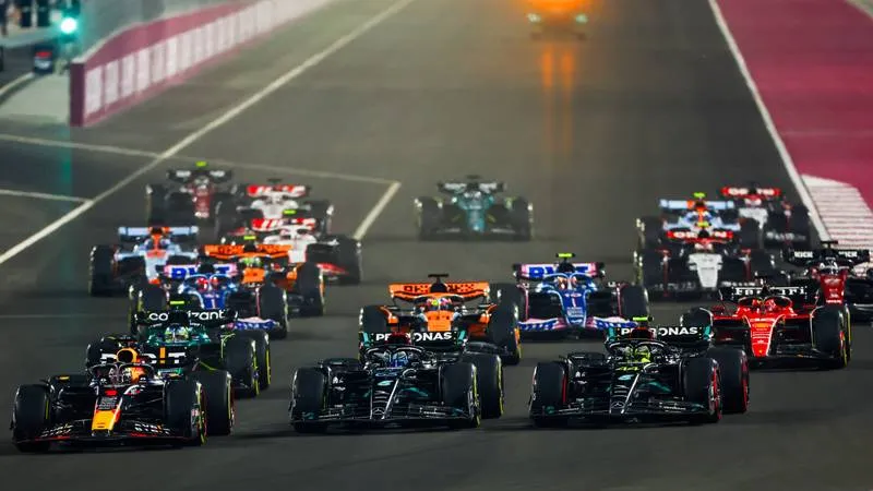 F1 Japonya'da: Verstappen Şovuna Devam mı Diyecek?