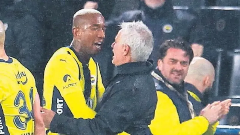 Mourinho'dan Okan Buruk'a Gönderme: Hollywood İzliyor Mu?