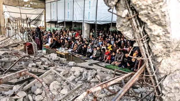 Filistinlilerin hüzünlü bayramı: Gazze'de İsrail saldırıları devam ediyor