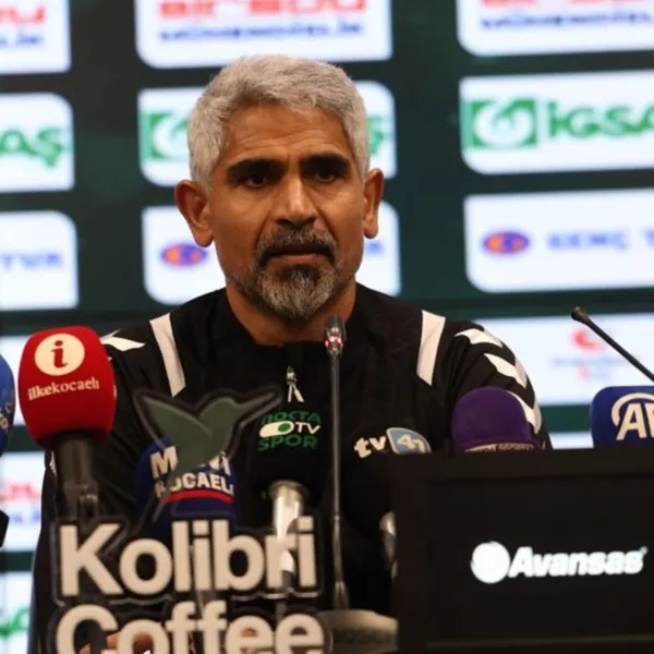 Kocaelispor Teknik Direktörü'nden Şok Sözler: Ligin Kaderiyle Oynamam!