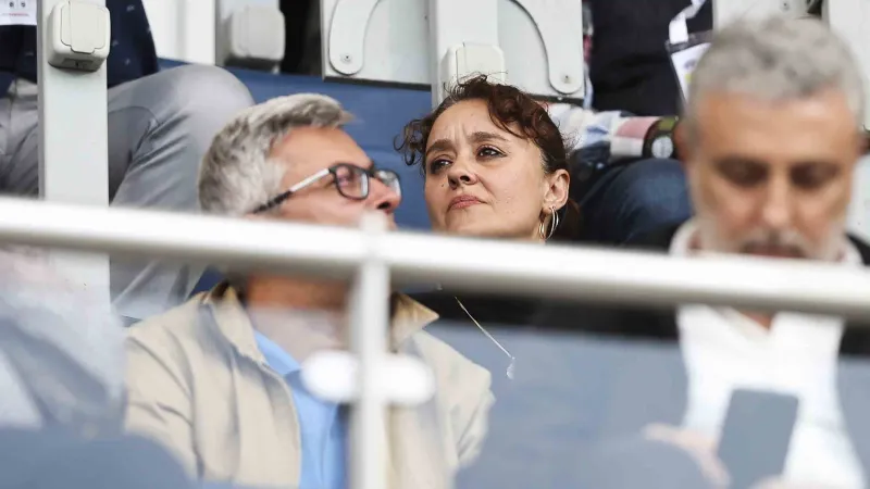Mattia Ahmet'in Ailesi Maçta! Kasımpaşa Trabzonspor Anısına