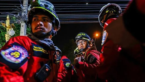 Myanmar Depremi: 91 Saat Sonra Enkazdan Mucize Kurtuluş!