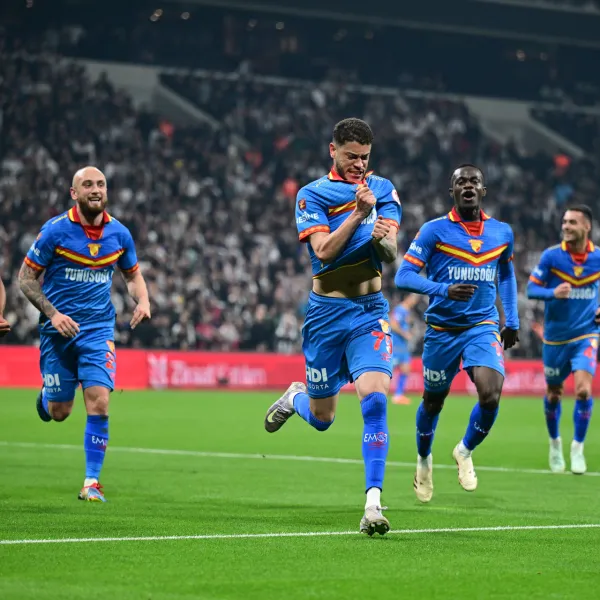 Romulo Şov! Göztepe Beşiktaş'ı Kupadan Eledi!