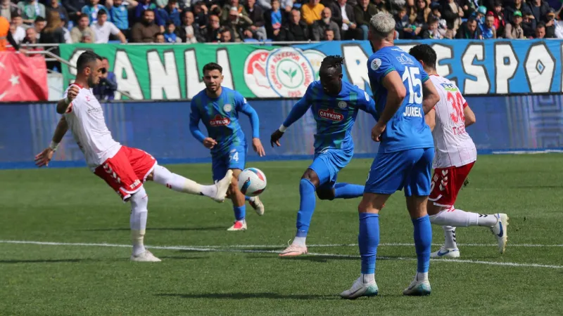 Sivasspor Son Dakika Golüyle Rize'de Berabere! Şok Detaylar