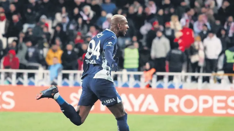 Fenerbahçe'den Şampiyonluk Mesajı: Sonuna Kadar Varım!