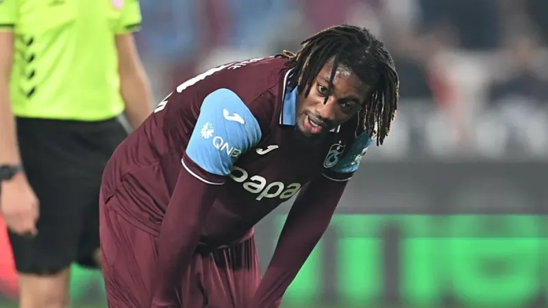 Trabzonspor'da Şok! Fenerbahçe Maçı Öncesi Yıldız Oyuncu Sakatlandı!