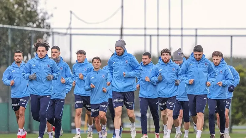 Trabzonspor Göztepe Maçı Öncesi Yoğun Antrenman Temposunda
