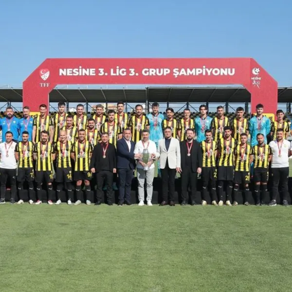 Aliağa FK'dan Tarihi Başarı: Yenilgisiz Şampiyonluk Kupası Havada!