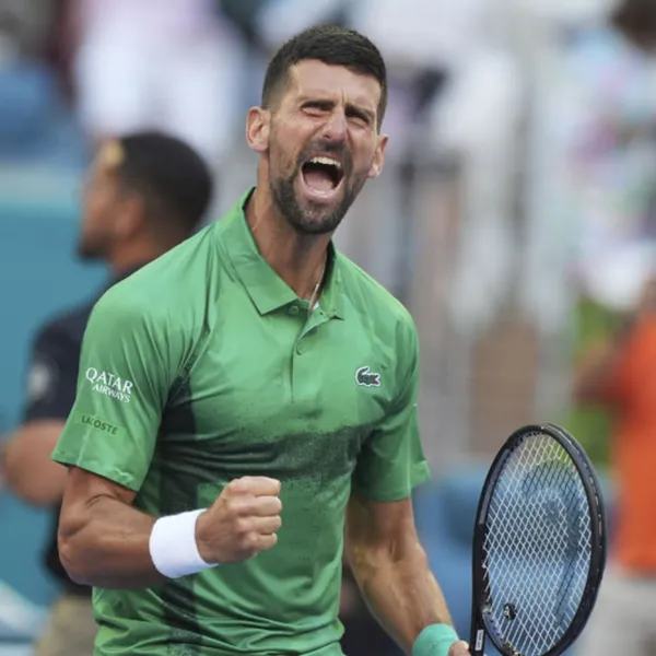 Novak Djokovic'ten tarihi şampiyonluk