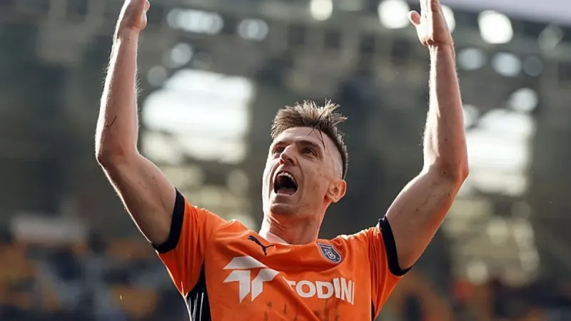 Piatek, Katar ekibi Al Duhail'e transfer oldu