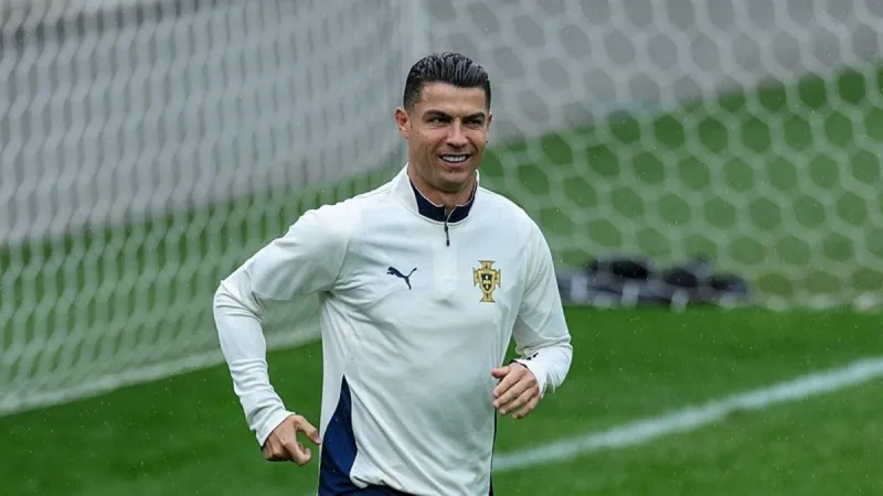 Ronaldo kararsız