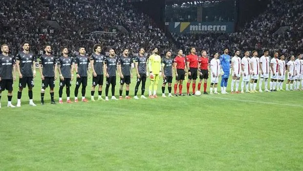 TFF 2. Lig maçında skandal: Elazığspor - Vanspor FK maçı tatil edildi!