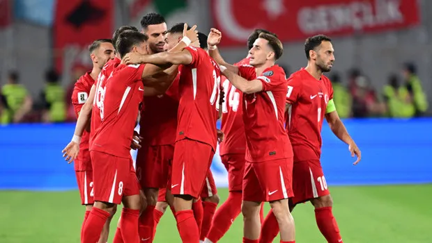 Bulgaristan Maçı Şoku! Montella'dan O İsimleri Kesti