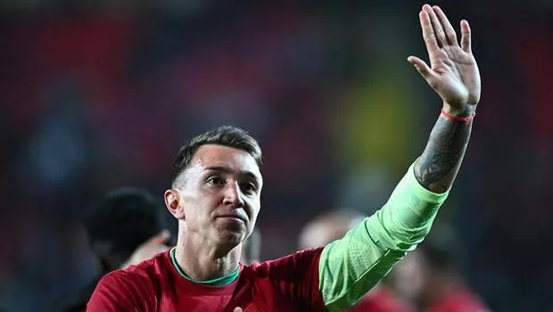 Uruguaylı gazetecileri Muslera'nın gideceği takımı açıkladı! 'Haziran ayında imza atacak'